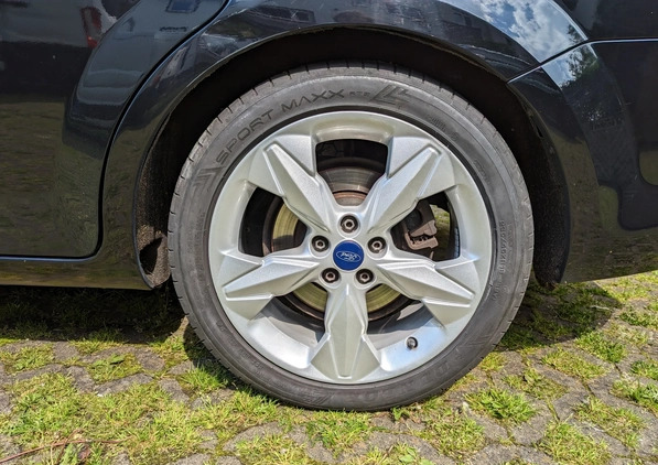 Ford Mondeo cena 33000 przebieg: 190000, rok produkcji 2011 z Kołobrzeg małe 704